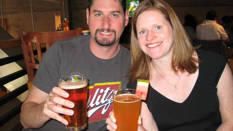 IMG_0606.JPG - Paul & Katie. Paul's representing with the Schlitz shirt
