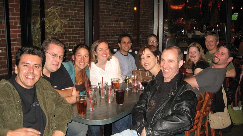 IMG_0657.JPG - Everybody having lunch at the Ciry Pub in Redwood city