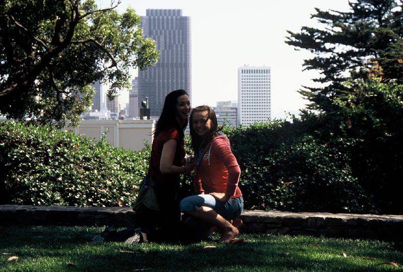 0004037-R01-024.Jpg - Valerie and Christiana waiting for the cousins