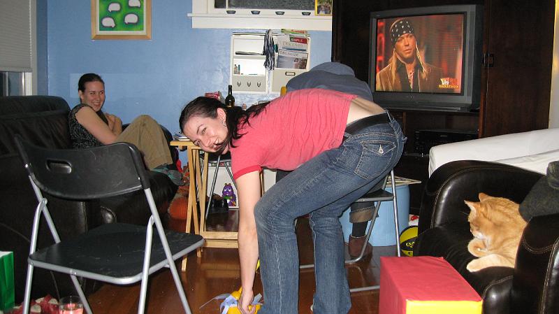 IMG_0681.JPG - Yes, we're watching Rock of Love!