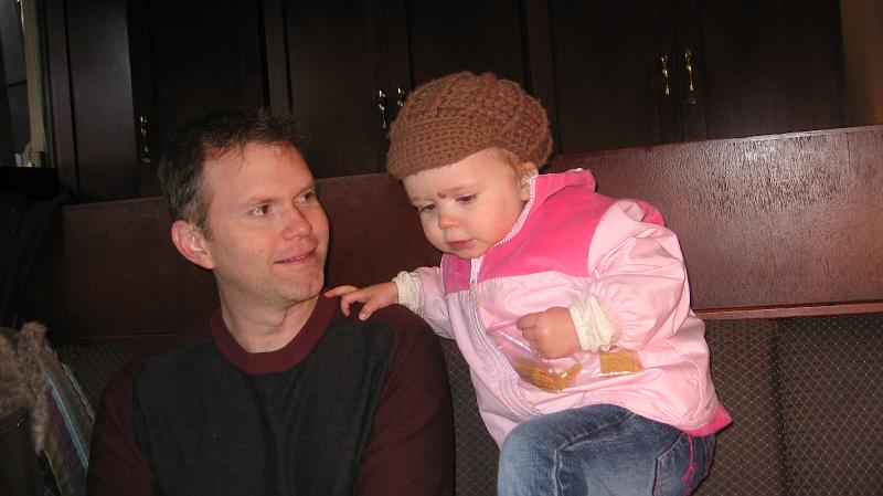 IMG_0711.JPG - Someone likes climbing on daddy!