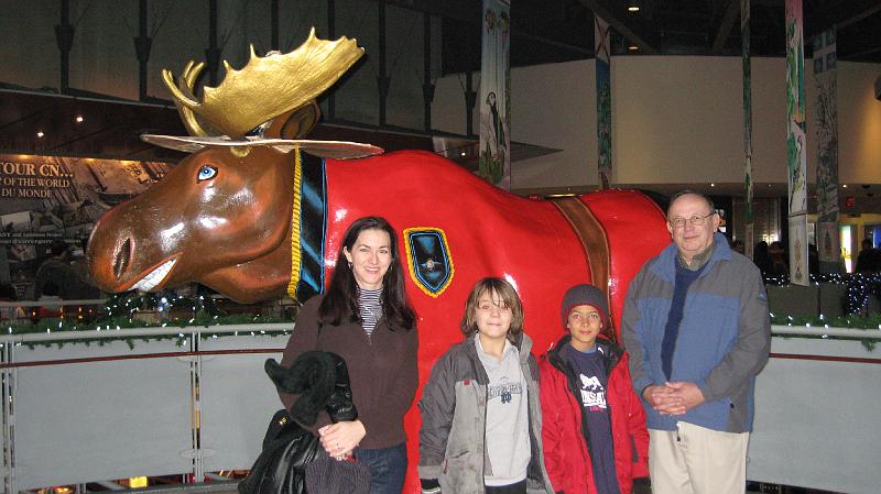 IMG_0869.JPG - Everybody say "moose!"