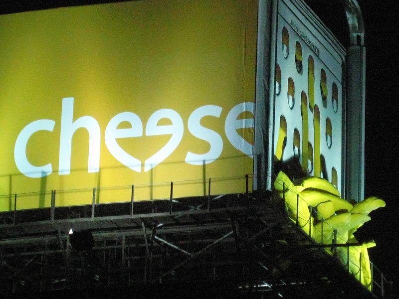 IMG_0899.JPG - Cheese grommit ?