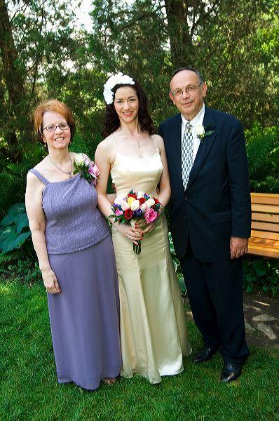 d2x_0654.jpg - Mom, me & Dad