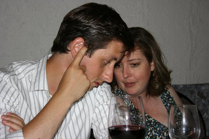 IMG_1201.JPG - Amy confides in Phil...."That's no ordinary squirel...it's sleeping"